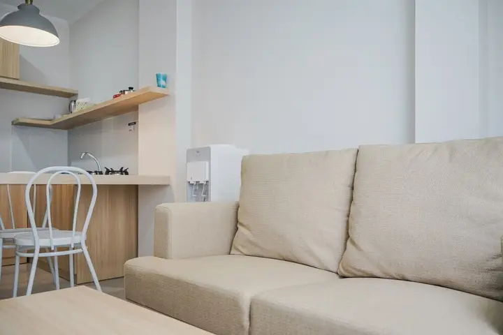 Legok: Warm and Simple 1BR at Asatti Apartment