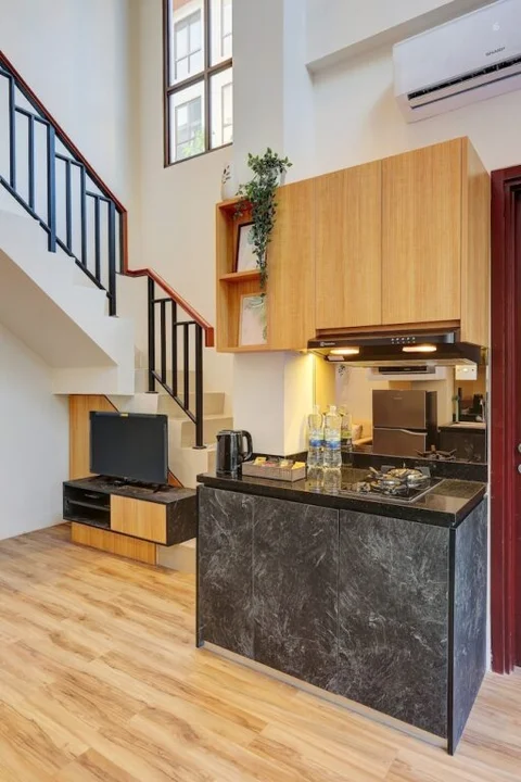 Legok: Cozy 3BR Asatti Apartment near ICE BSD