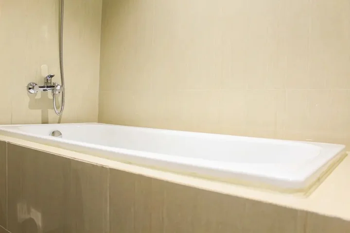 Legok: Stunning 3BR Apartment at The Branz BSD City