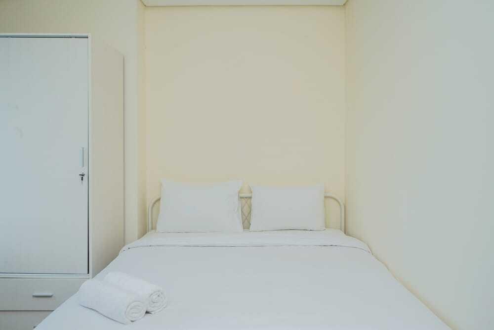 Legok: Minimalist Studio Apartment at B Residence near Aeon Mall BSD