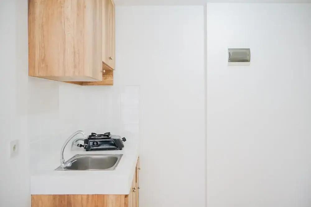 Legok: Simply and Homey 1BR Apartment at M Town Residence