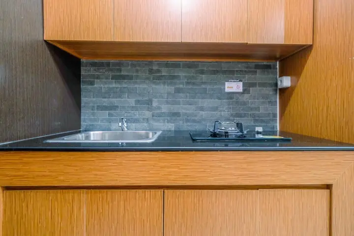 Депок: Comfortable Studio Apartment at Park View Condominium near Mall