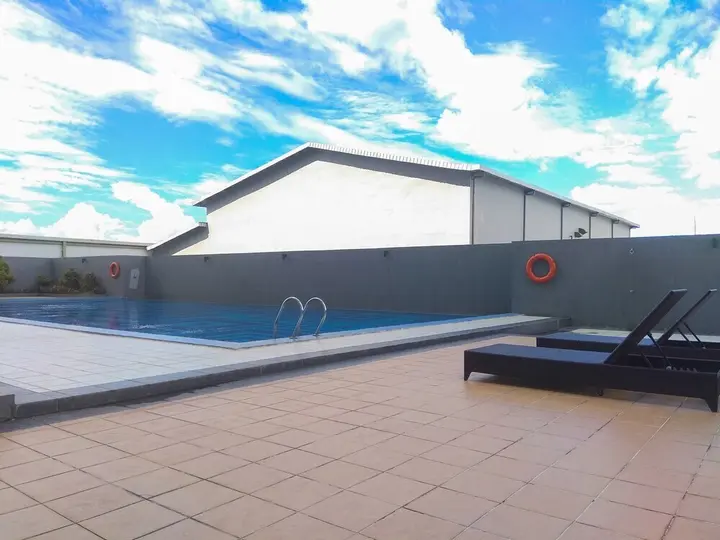 Депок: Comfortable Studio Apartment at Park View Condominium near Mall