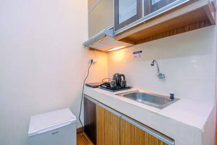 Депок: Cozy and Simple Living Studio Apartment at Cinere Resort