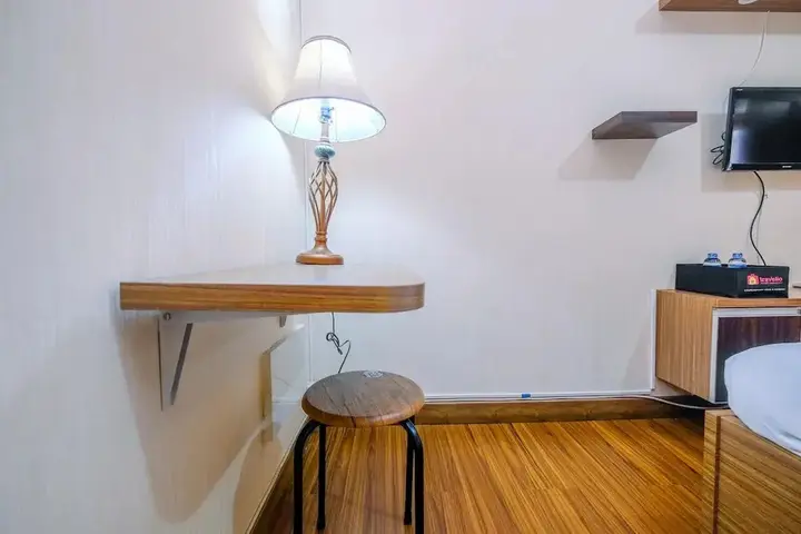 Депок: Cozy and Simple Living Studio Apartment at Cinere Resort