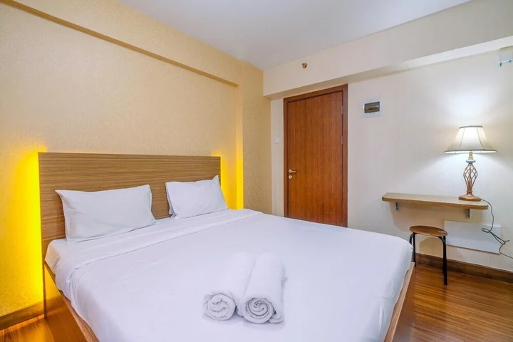 Депок: Cozy and Simple Living Studio Apartment at Cinere Resort