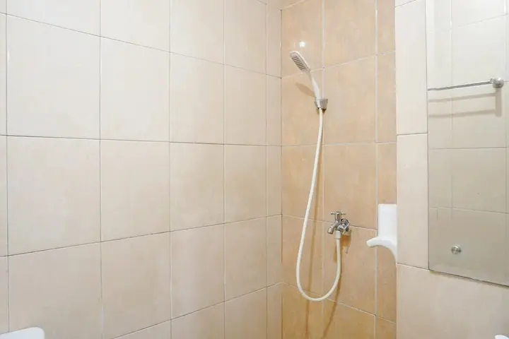 Депок: Compact Studio Apartment at Margonda Residence 2