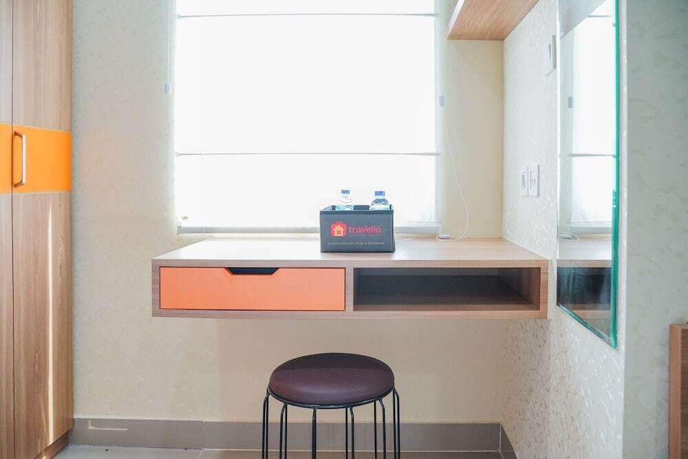 Legok: New Furnished With City View Studio Apartment @ B Residence