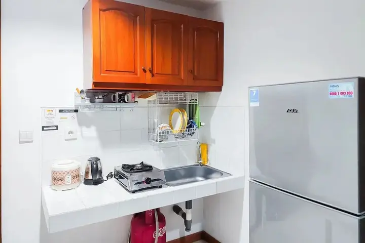 Legok: Simply Modern and Minimalist 1BR at M-Town Signature Apartment