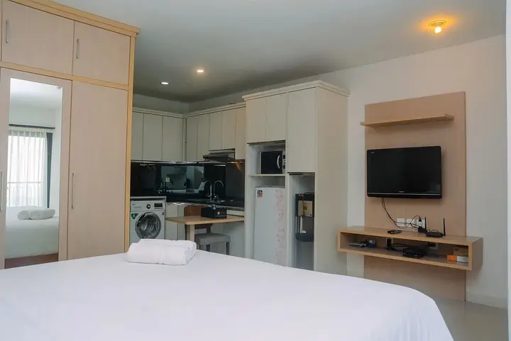 Джакарта: Comfortable Studio Apartment at Tamansari Semanggi