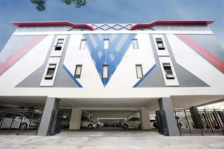 Депок: D'Paragon Karang Malang