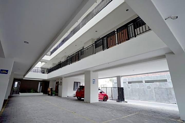 Суракарта: D'Paragon Sumber Solo