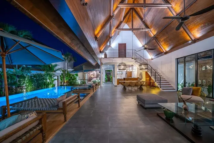Переренан: Exclusive Villas Complex, 8 BR, Canggu With Staff