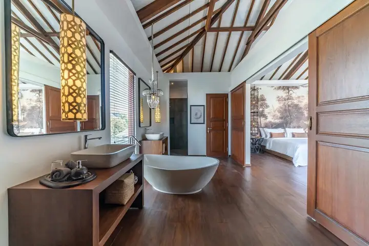 Exclusive Villas Complex, 8 BR, Canggu With Staff — фото 4