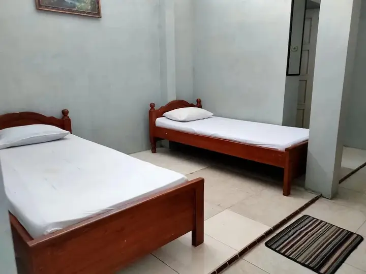 Hotel Keluarga Mekar Jaya Syariah Near UNS Solo — фото 6