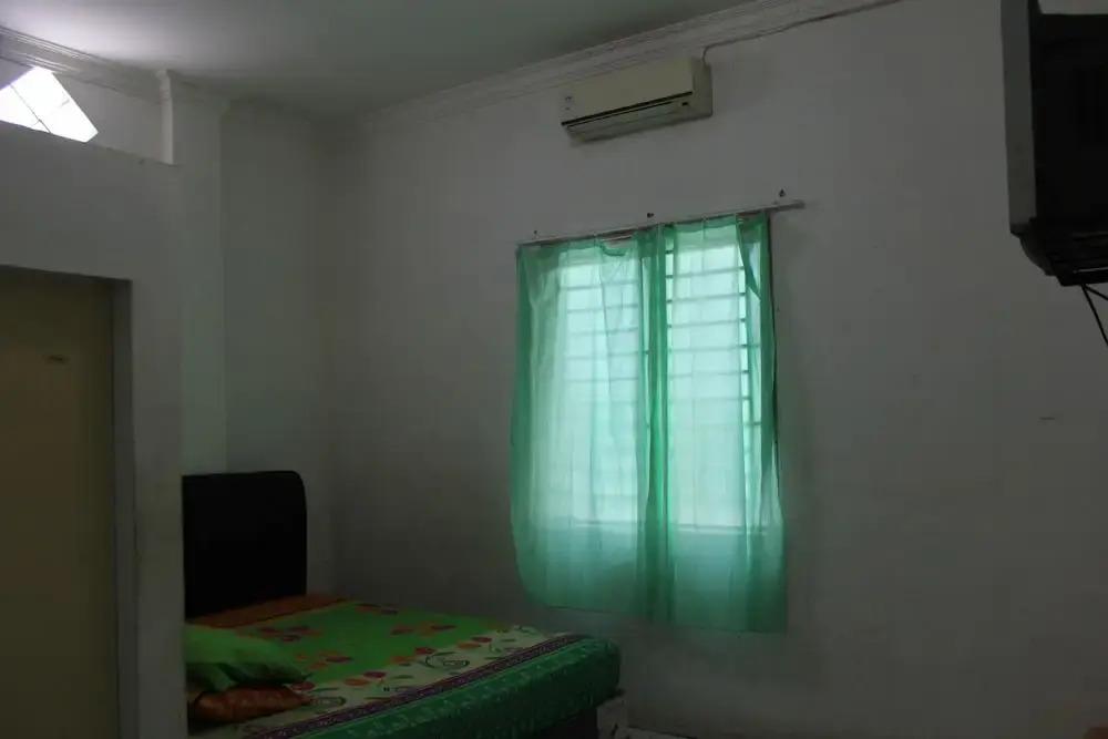 Петумбак: Penginapan Transit Tomato