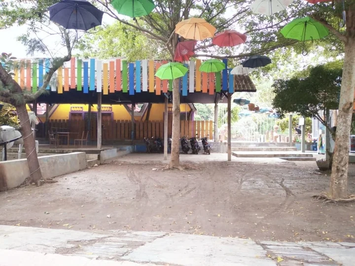Кебумен: Pantai Suwuk River View Bungalow