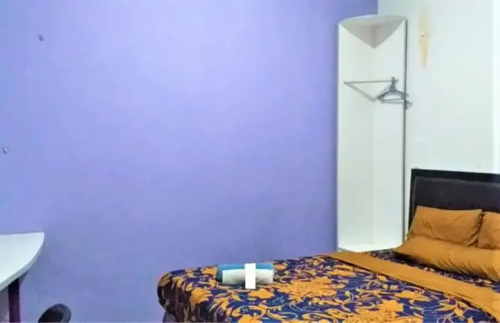 Чиребон: Hotel Ungu Cirebon