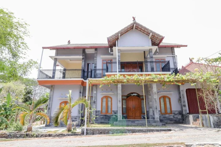 Батуретно: Dewisri Homestay