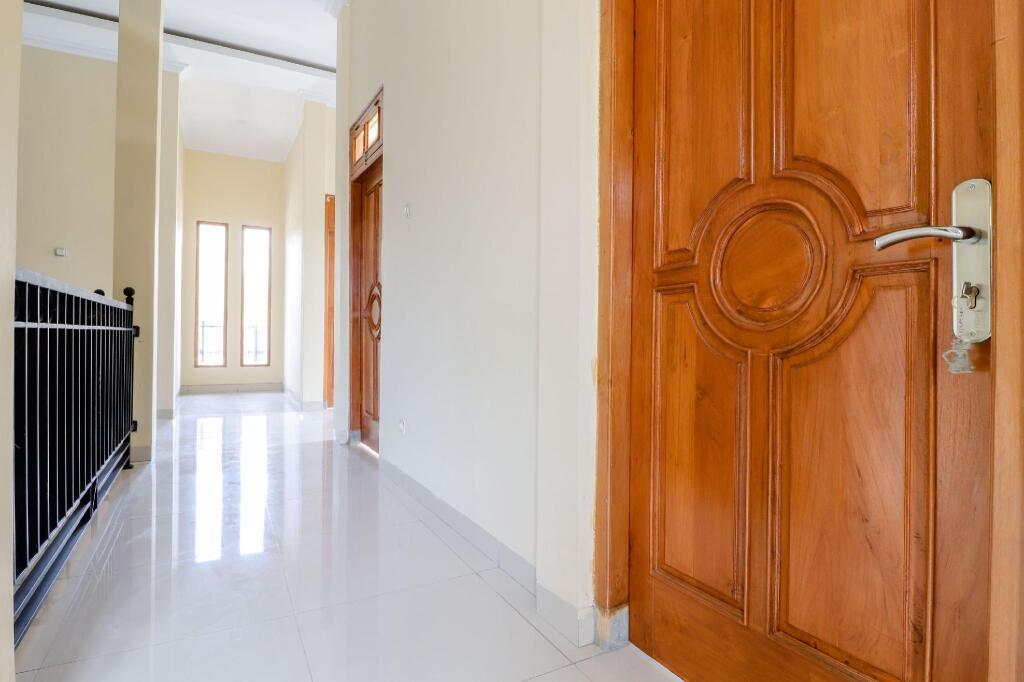 Батуретно: Dewisri Homestay