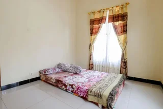 Батуретно: Dewisri Homestay
