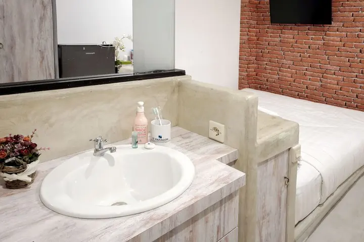 Батуретно: Dparagon Pogung F