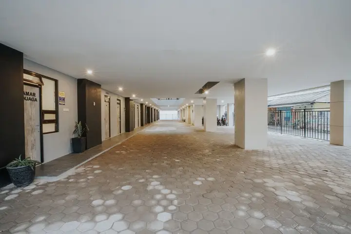 Депок: Dparagon Perumnas