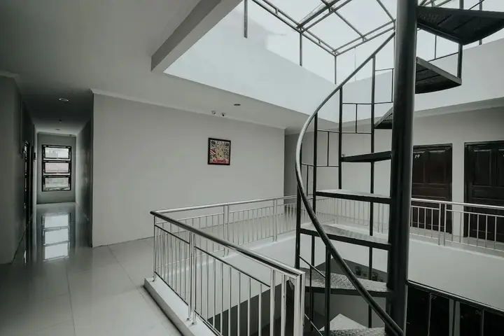 Семаранг: Dparagon Jalan Jogja