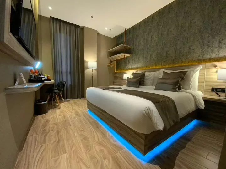Медан: De Paris Hotel