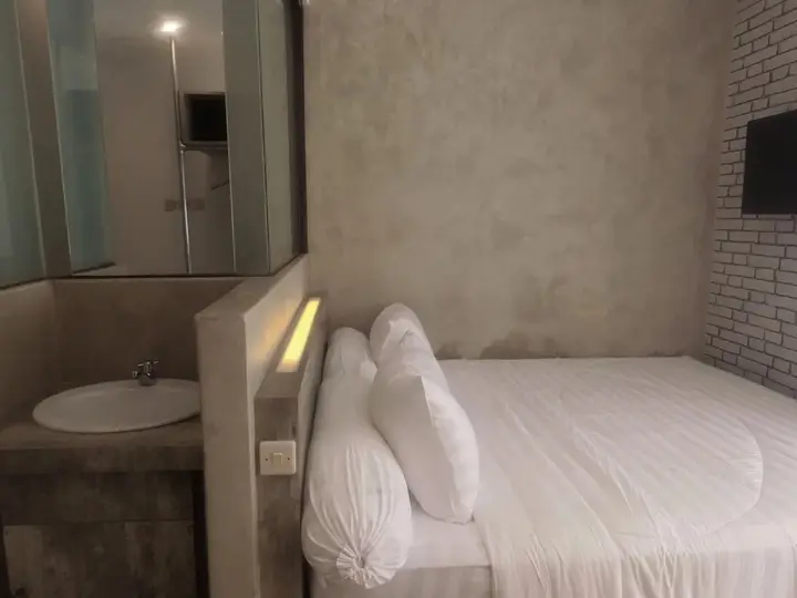 Джакарта: Dparagon Gajah Mada