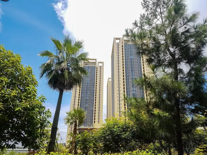 Legok: Chic And Strategic 2Br Apartment At Branz Bsd