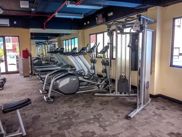 Legok: Fully Furnished with Comfortable Design 2BR Apartment Atria Residences