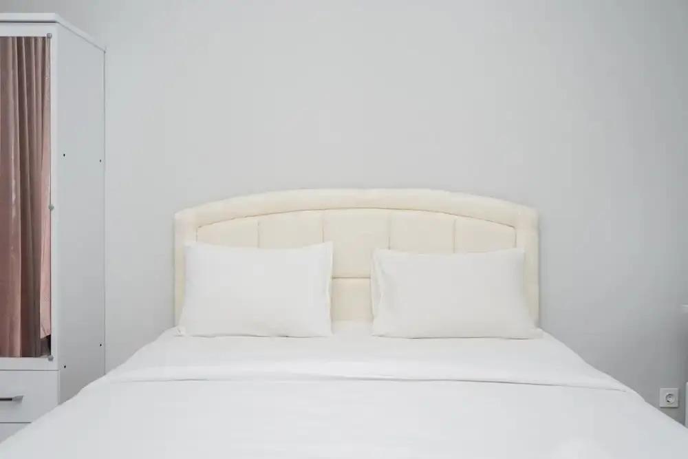 Legok: Fully Furnished Studio with Comfort Design Majestic Point Serpong Apartment