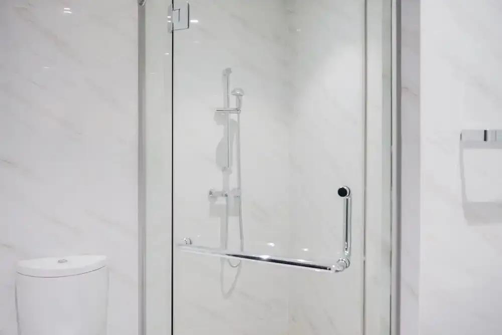 Legok: Marvelous 1BR at The Branz Apartment
