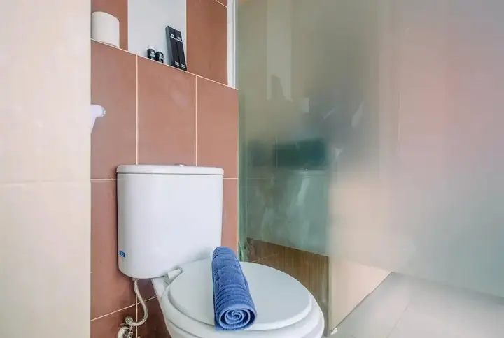 Депок: Compact and Simple Studio Apartment at Saladdin Mansion