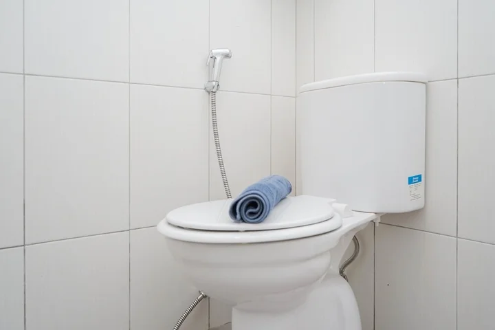 Legok: Comfy Studio Guest House At Alesha Vanya Park (Sharing Bathroom)