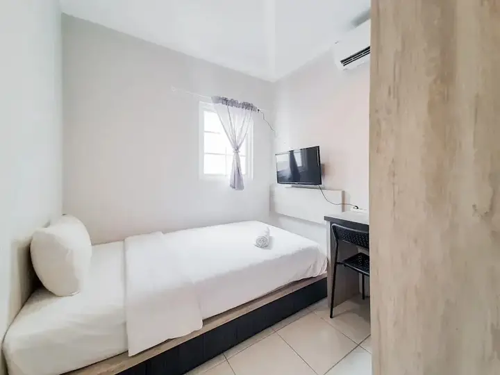 Best Deal Studio at Alesha Vanya Park Guest House (Sharing Bathroom) — фото 2