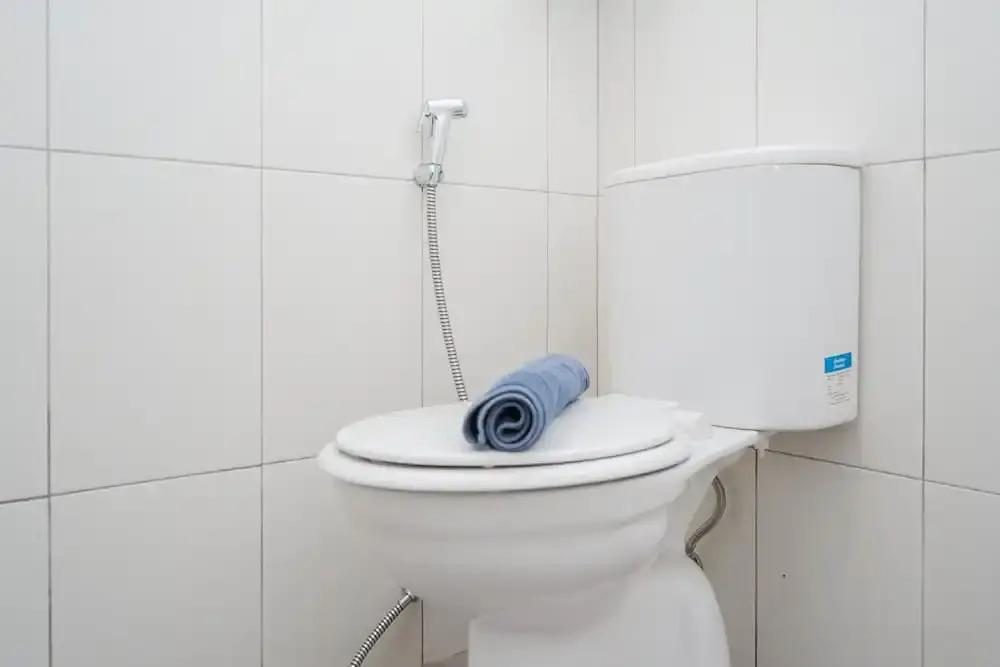 Legok: Homey Studio at Alesha Vanya Park BSD Guest House (Sharing Bathroom)