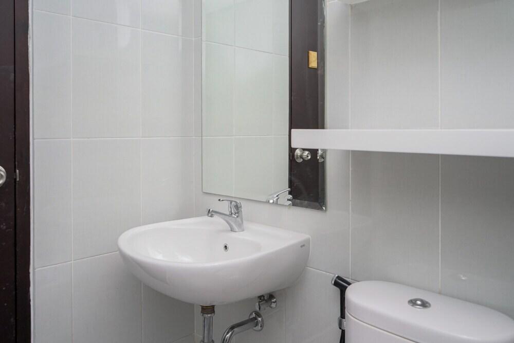 Legok: Sweet And Comfy 2Br Casa De Parco Apartment