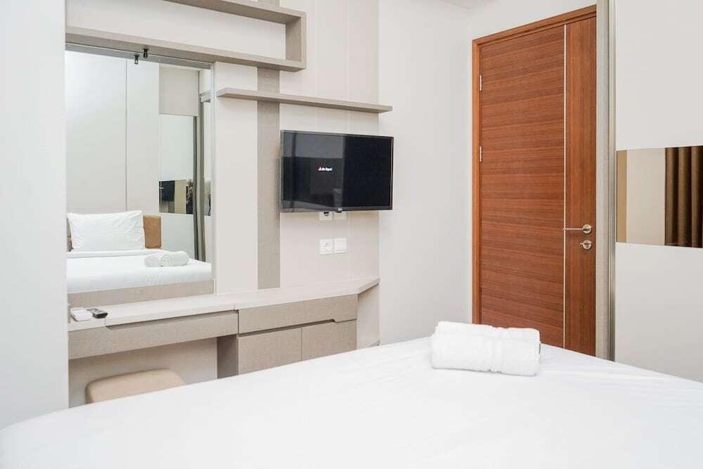 Legok: Spacious 1BR Apartment at Marigold Nava Park