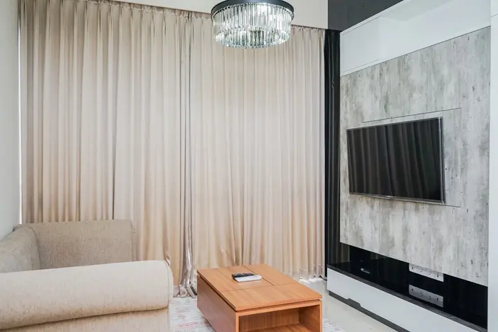 Legok: Spacious 1BR Apartment at Marigold Nava Park