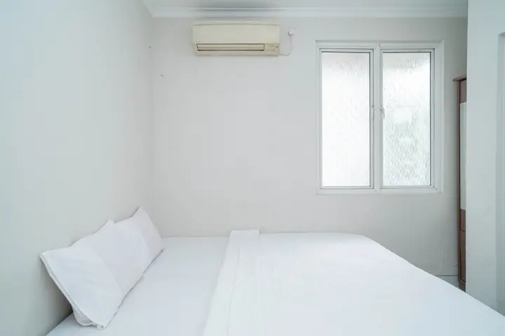 Legok: M Room Residence