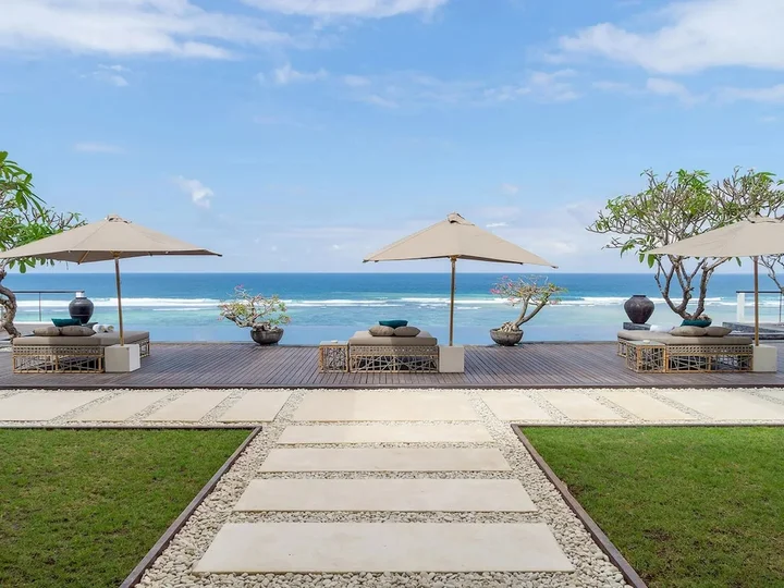 Беноа: Grand Cliff Nusa Dua