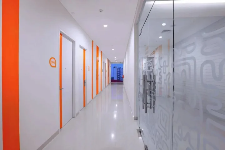 Legok: Starlet Hotel BSD City