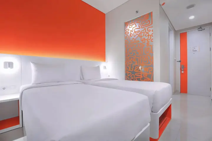 Legok: Starlet Hotel BSD City