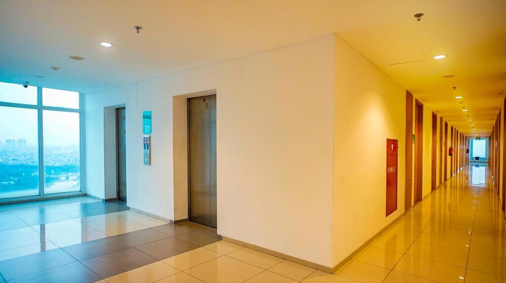 Тангеранг: Ventura Room at TreePark City By Ruang Nyaman