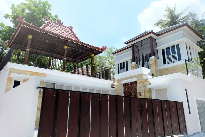 Батуретно: Villa Jogja Grand Bale with Private Pool by Simply Homy