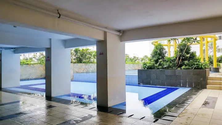 Джакарта: Good Deal Bassura City Studio Apartment