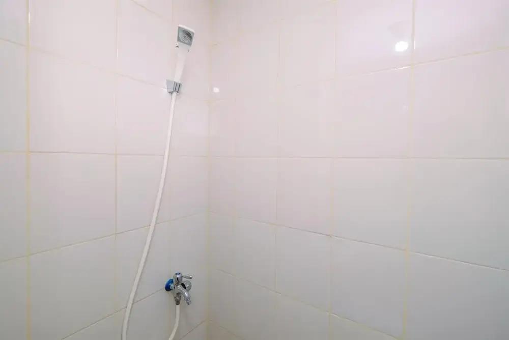 Джакарта: Good Deal Bassura City Studio Apartment