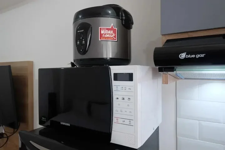 Джакарта: Good Deal Bassura City Studio Apartment